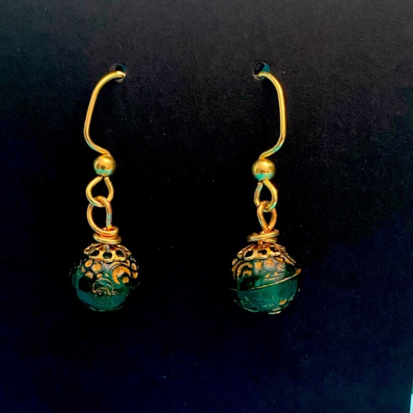 One of a kind handmade Green and Gold Dangle Earrings - Picture 1 of 1